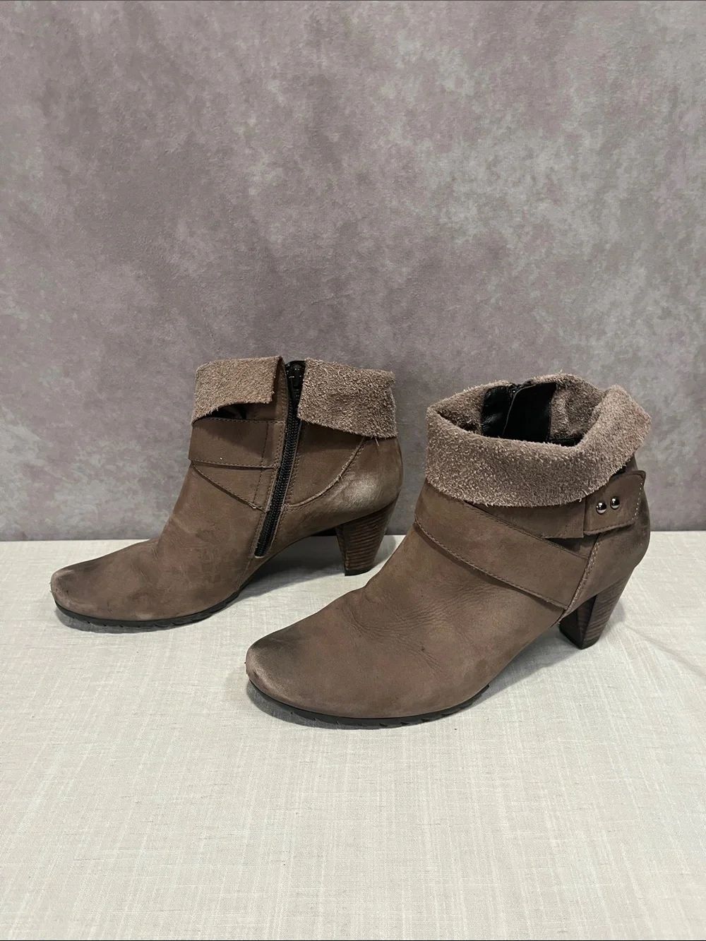 Paul Green Brown Suede Foldover Ankle Boots Low Heel US size 7.5 / Euro sz 5